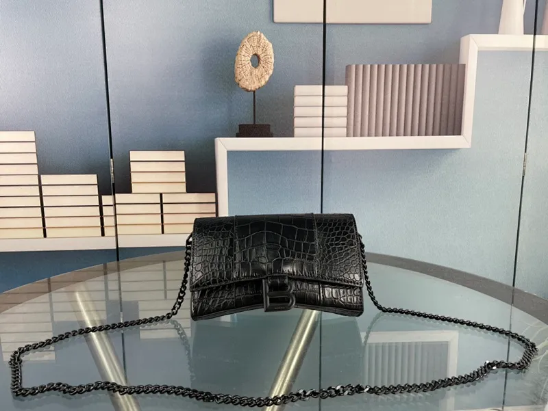 All categories Official website "Brand Women's Bags" Women's Bags 💙 BALENCIAGA 2023 latest Balenciaga crossbody bag