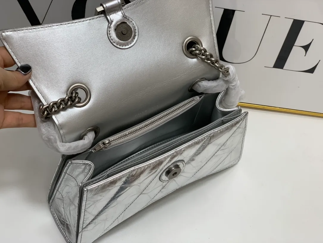 All categories Official website "Brand Women's Bags" Women's Bags 💙 BALENCIAGA 2023 latest Balenciaga crossbody bag