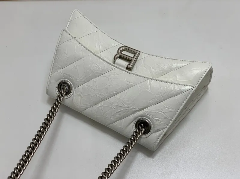 All categories Official website "Brand Women's Bags" Women's Bags 💙 BALENCIAGA 2023 latest Balenciaga crossbody bag