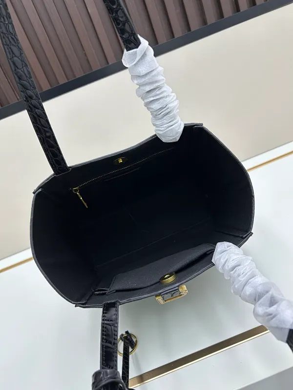 All Categories Balenciaga Women's Bags (Balenciaga) Balenciaga 6002