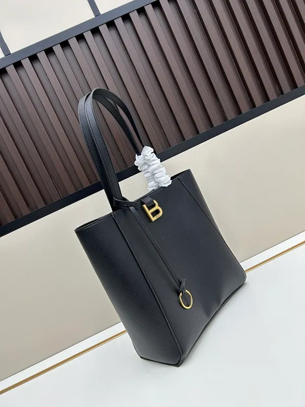 All Categories Balenciaga Women's Bags (Balenciaga) Balenciaga 6002