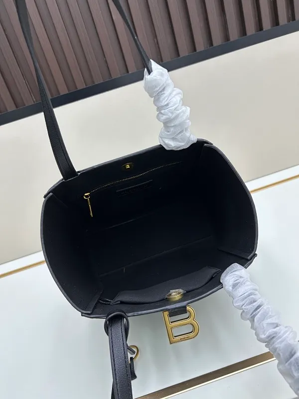 All Categories Balenciaga Women's Bags (Balenciaga) Balenciaga 6002