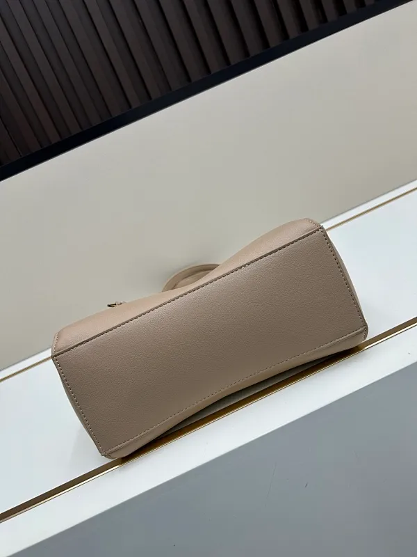 All Categories Balenciaga Women's Bags (Balenciaga) Balenciaga 6002