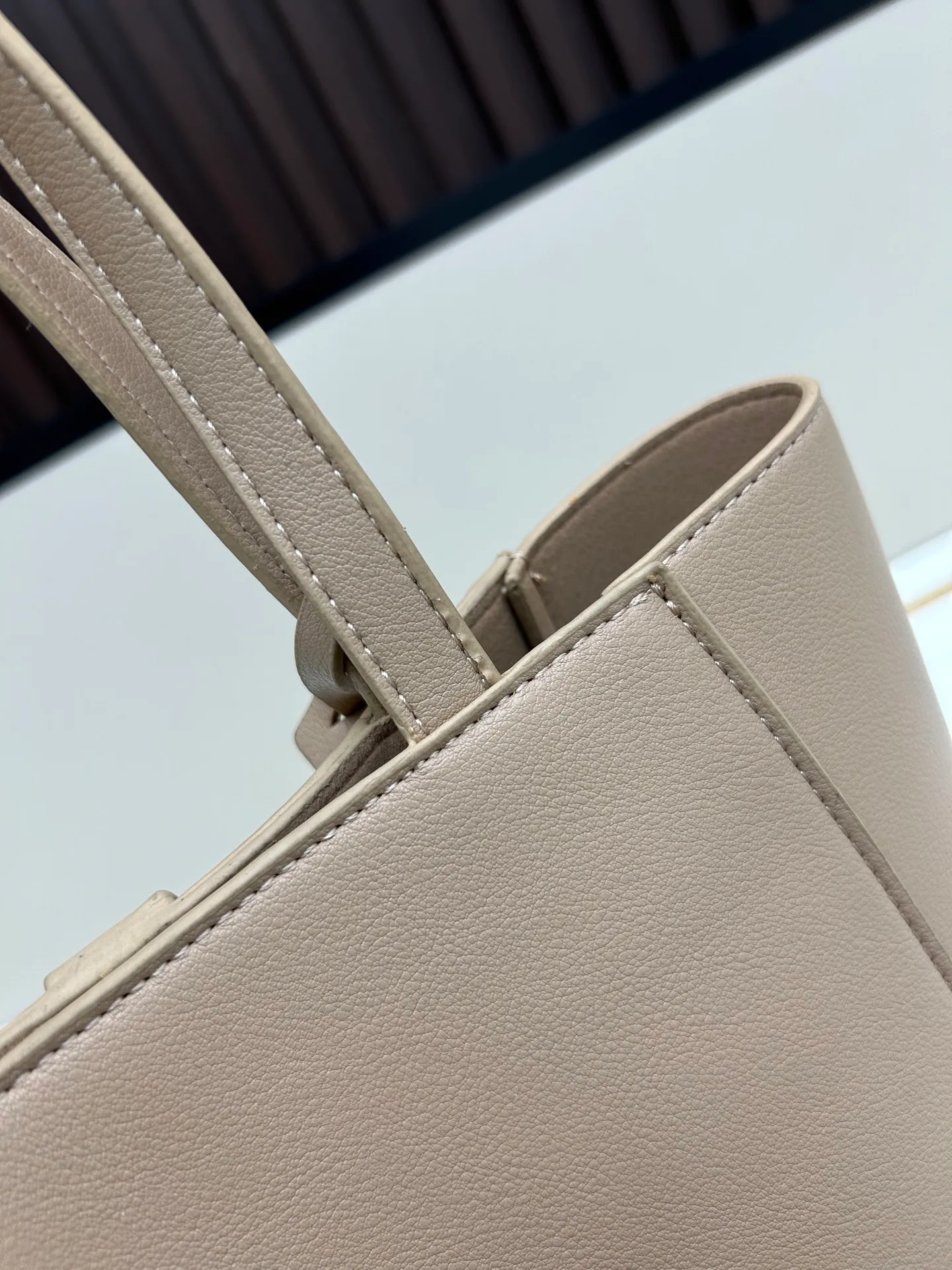 All Categories Balenciaga Women's Bags (Balenciaga) Balenciaga 6002