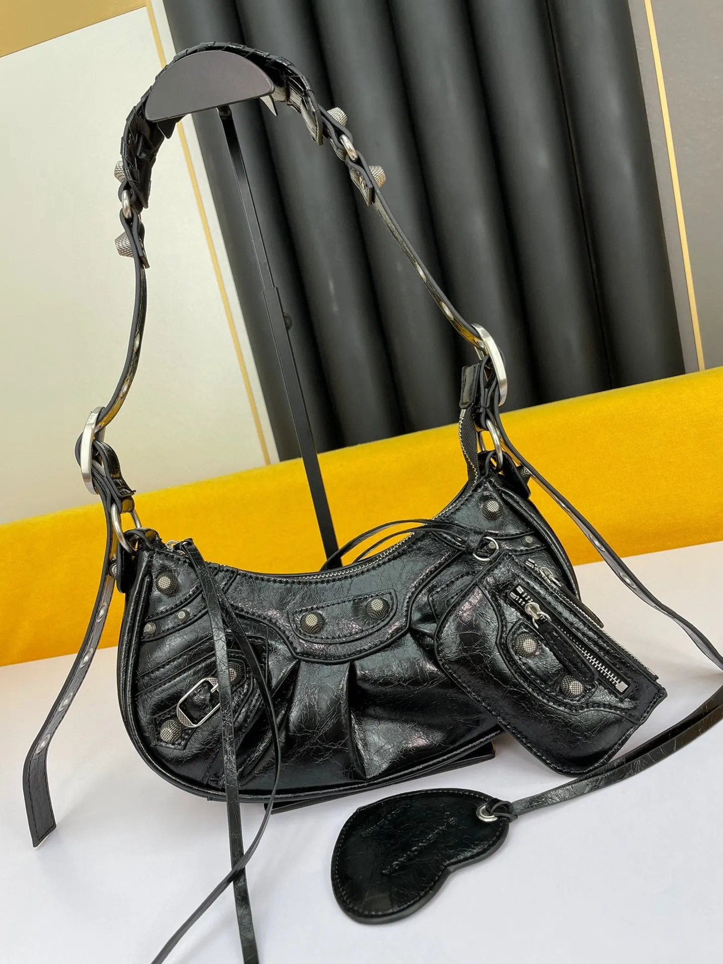 All Categories Balenciaga Women's Bags (Balenciaga) Balenciaga 26139