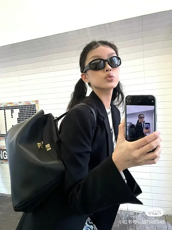 All Categories Balenciaga Women's Bags (Balenciaga) Balenciaga 352