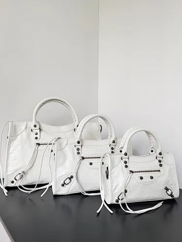 All Categories Balenciaga Women's Bags (Balenciaga) Balenciaga 3723