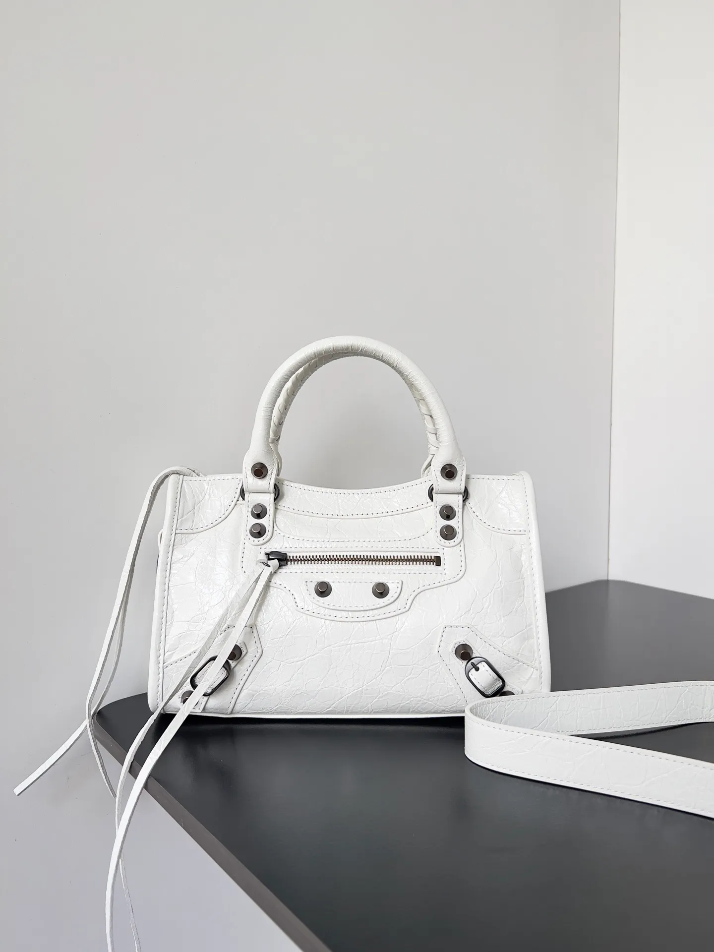 All Categories Balenciaga Women's Bags (Balenciaga) Balenciaga 3723