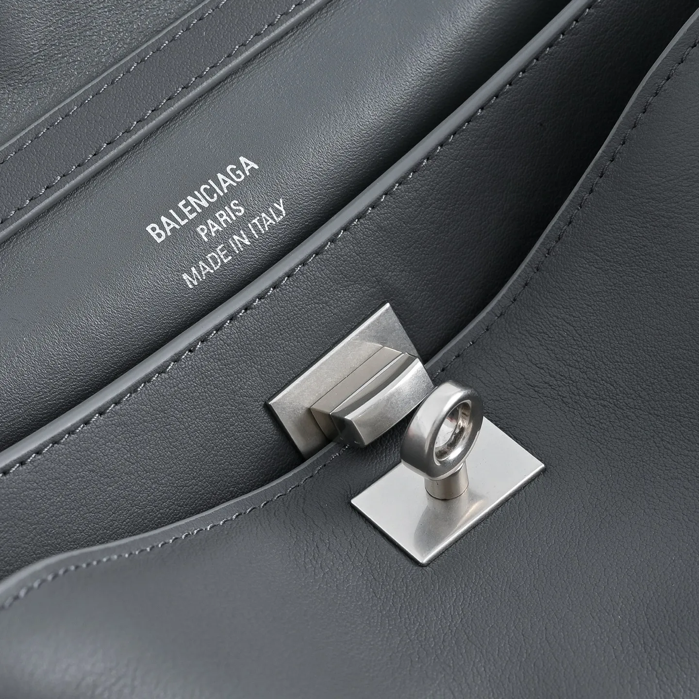 All Categories Balenciaga Women's Bags (Balenciaga) Balenciaga Original Order 6668
