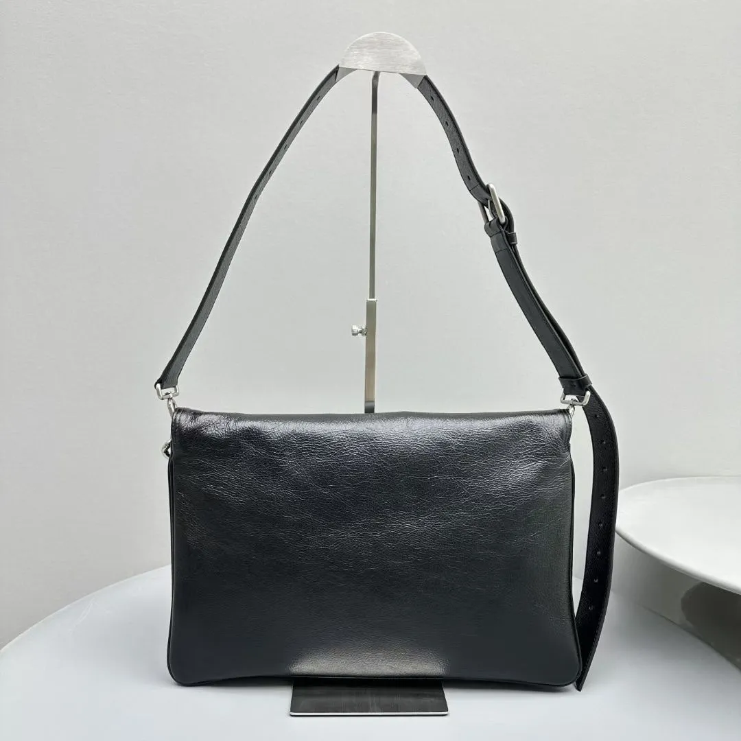 All Categories Balenciaga Women's Bags (Balenciaga) Balenciaga 2323