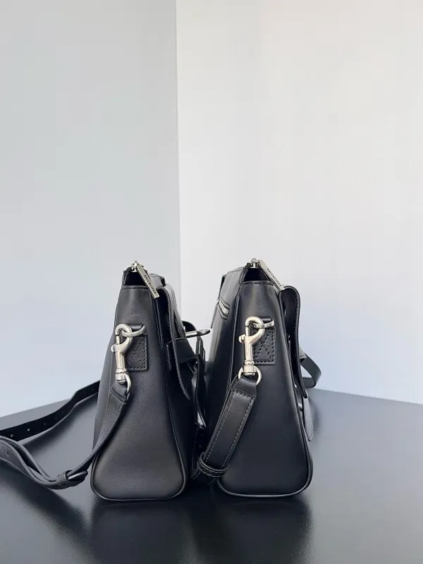 All Categories Balenciaga Women's Bags (Balenciaga) Balenciaga GP-8822