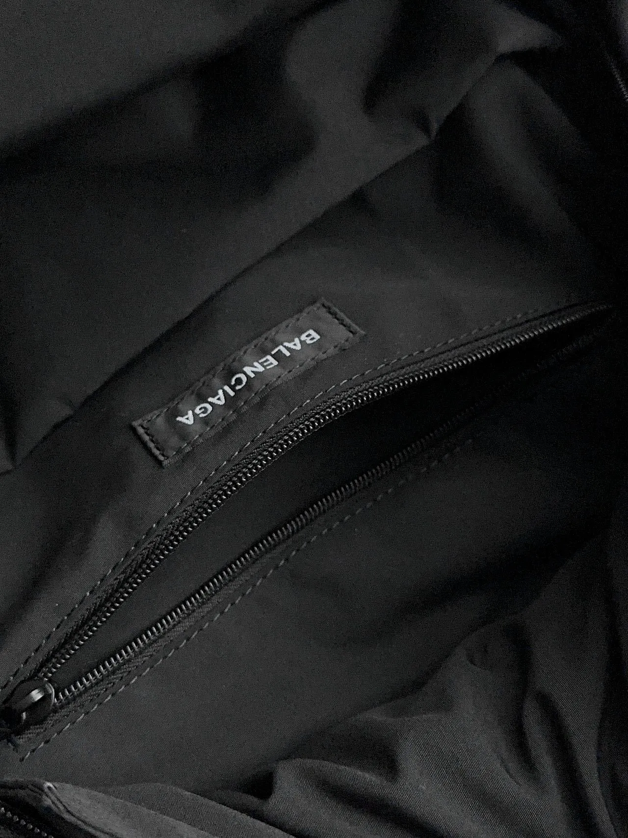 All categories Balenciaga Women's Bags (Balenciaga) Balenciaga 8945
