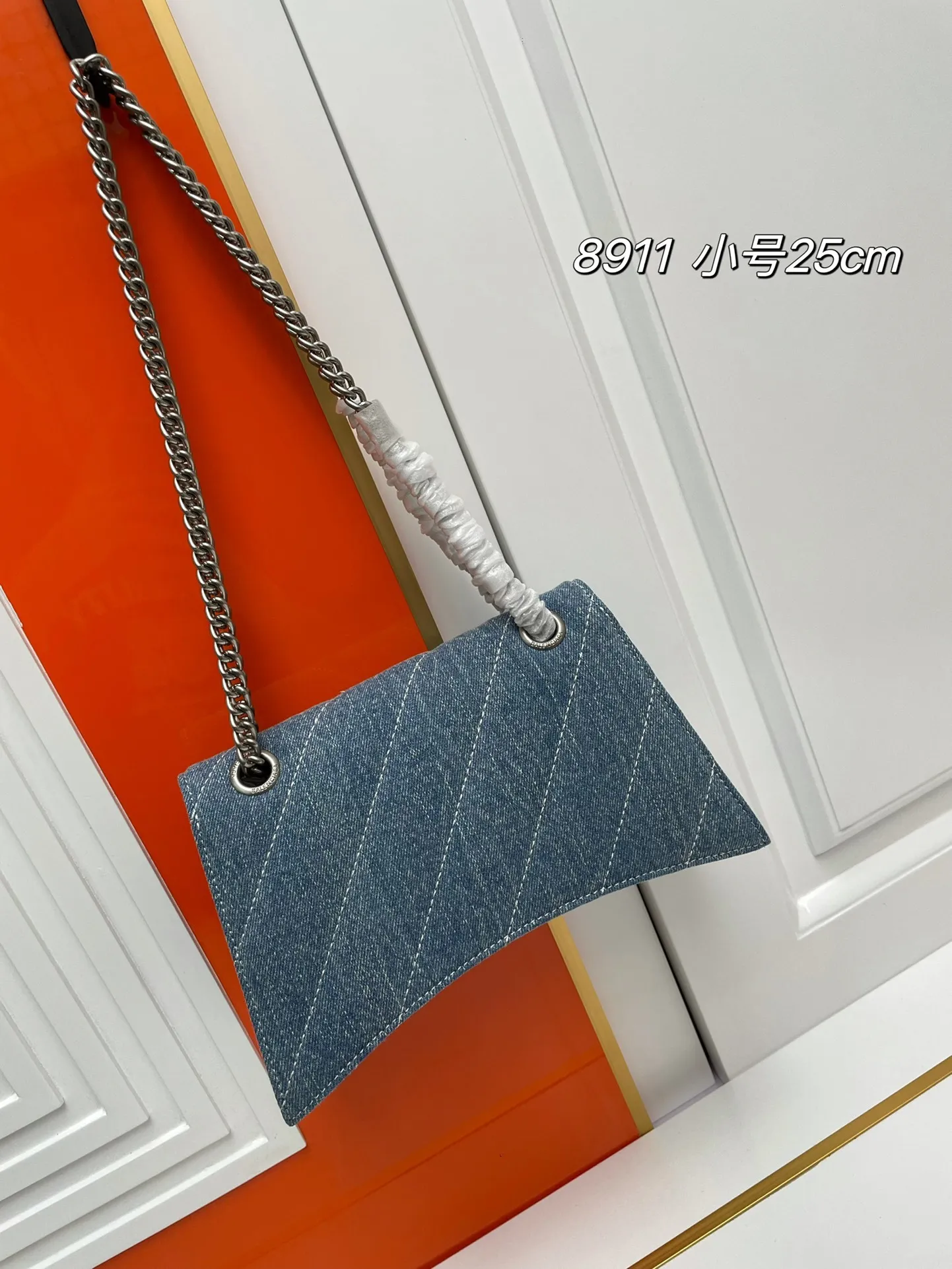 All categories Official website "Brand Women's Bags" Women's Bags 💙 BALENCIAGA 2023 latest Balenciaga denim crossbody bag