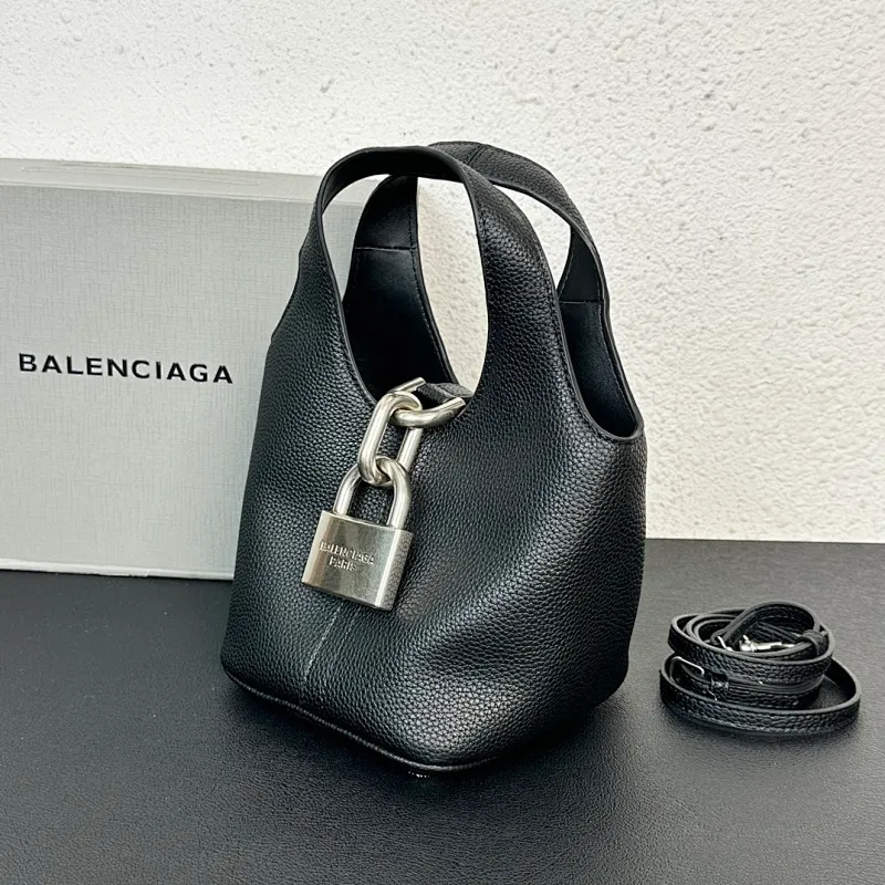 All Categories Balenciaga Women's Bags (Balenciaga) Balenciaga 50017