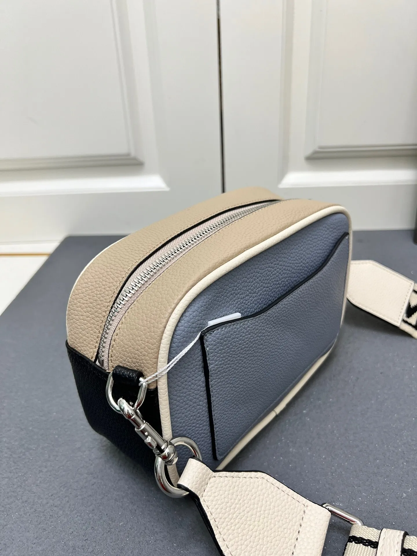 All Categories Official Website "Brand Women's Bags" Women's Bags 💙 BALENCIAGA 2025 New Balenciaga Crossbody Bag