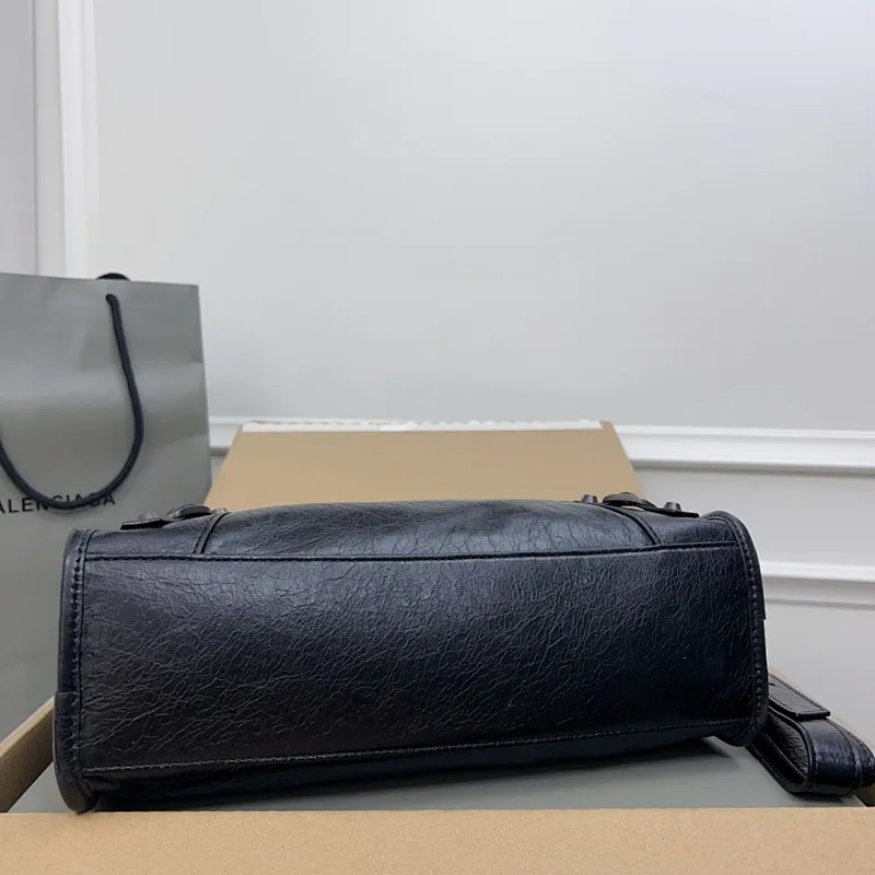 All Categories Balenciaga Women's Bags (Balenciaga) Balenciaga 3020