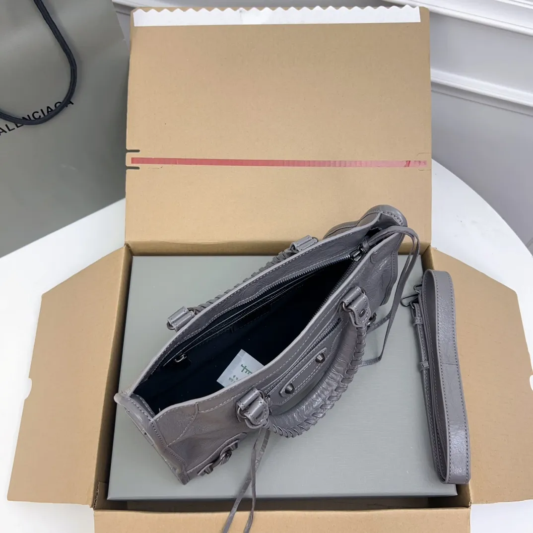 All Categories Balenciaga Women's Bags (Balenciaga) Balenciaga 3020