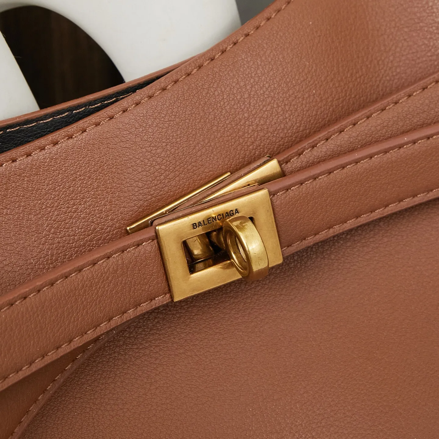 All Categories Official Website "Brand Women's Bags" Women's Bags 💙 BALENCIAGA 2025 Official Website New Balenciaga Underarm Bag