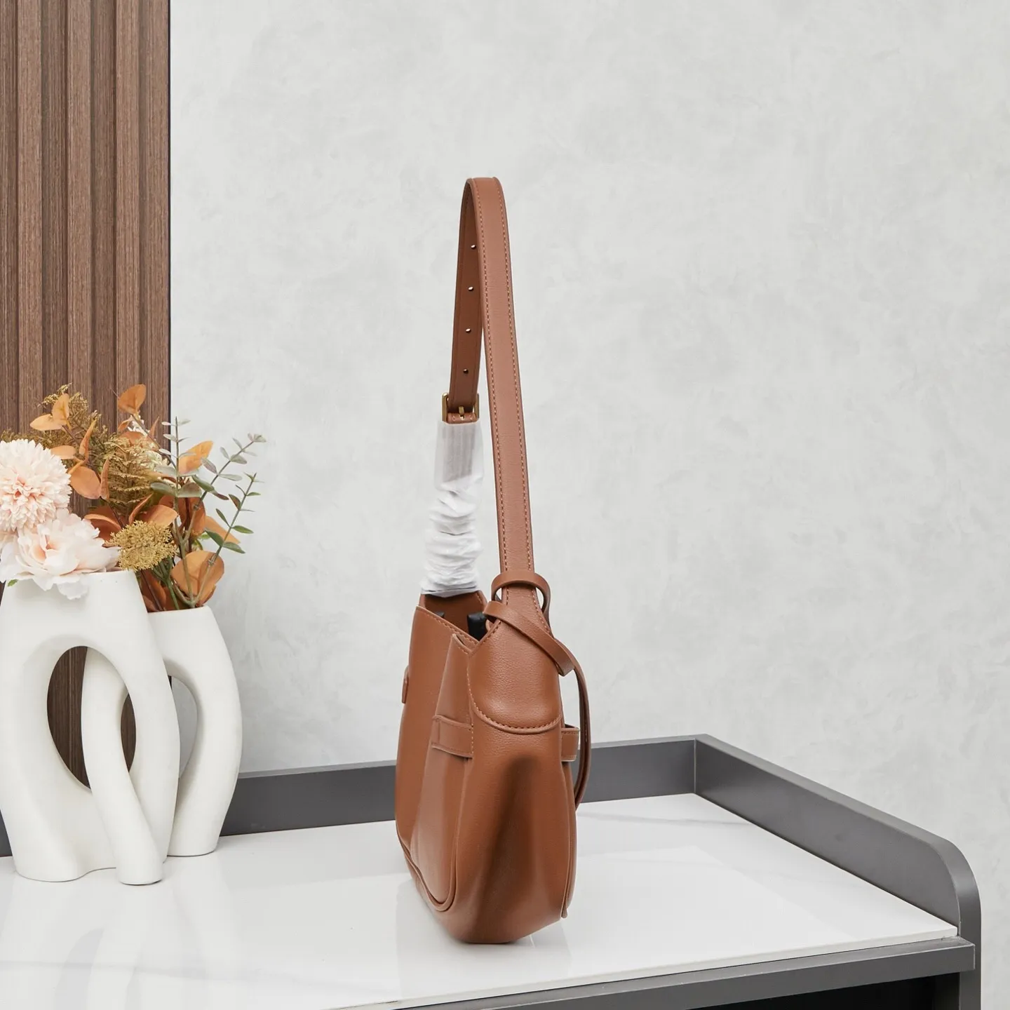 All Categories Official Website "Brand Women's Bags" Women's Bags 💙 BALENCIAGA 2025 Official Website New Balenciaga Underarm Bag