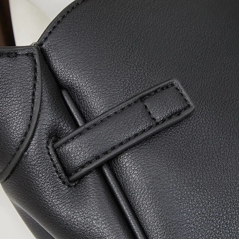 All Categories Official Website "Brand Women's Bags" Women's Bags 💙 BALENCIAGA 2025 Official Website New Balenciaga Underarm Bag