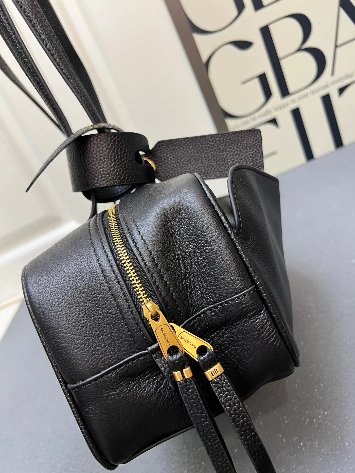 All Categories Official Website "Brand Women's Bags" Women's Bags 💙 BALENCIAGA 2025 New Balenciag Carrie Bowling Bag