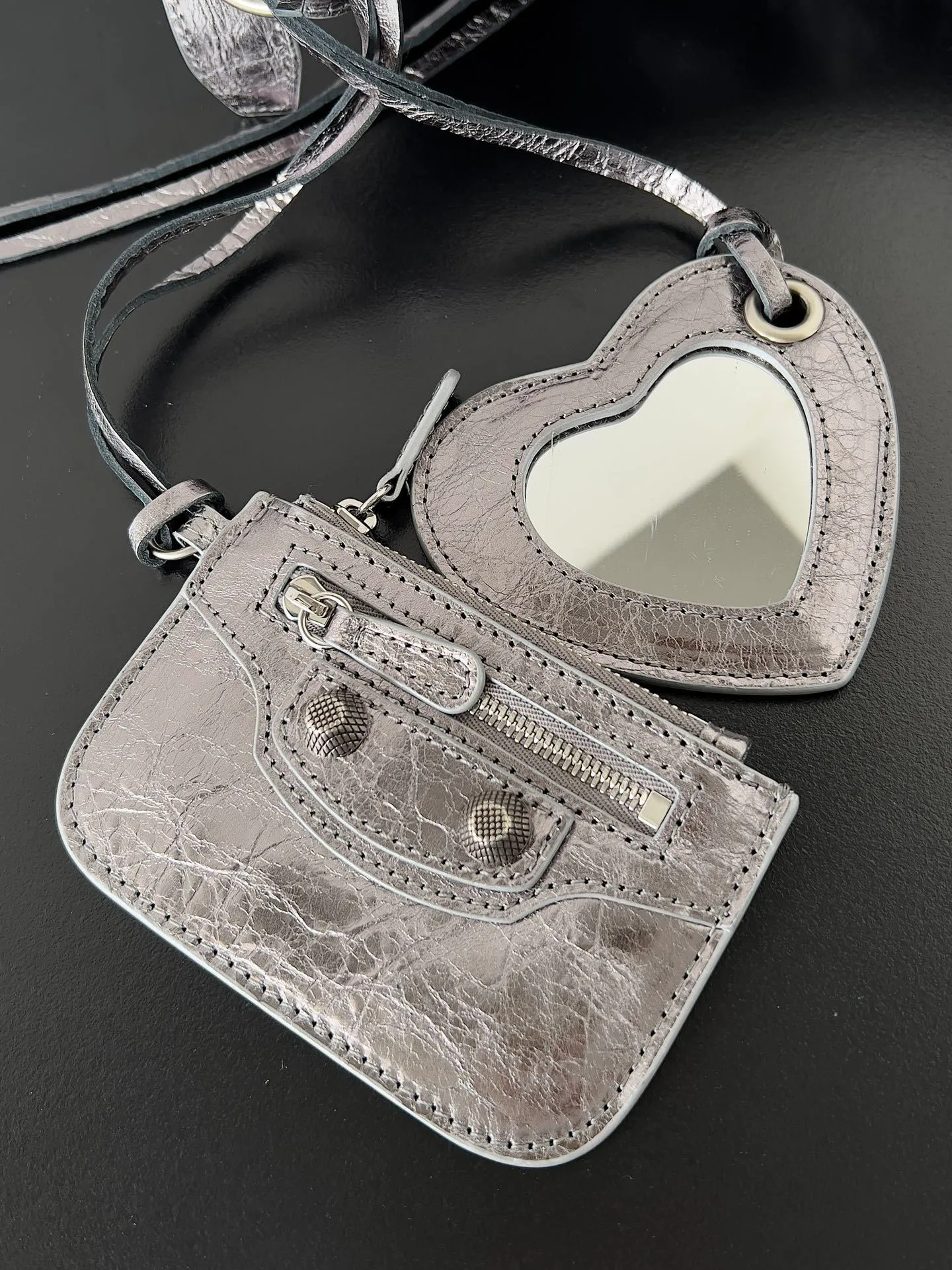 All categories Balenciaga Women's Bags (Balenciaga) Balenciaga 3325