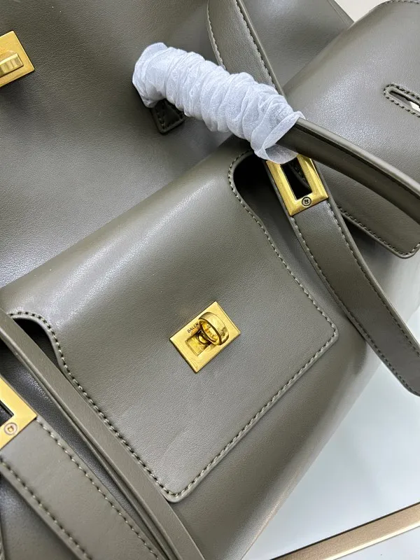 All Categories Balenciaga Women's Bags (Balenciaga) Balenciaga 8050