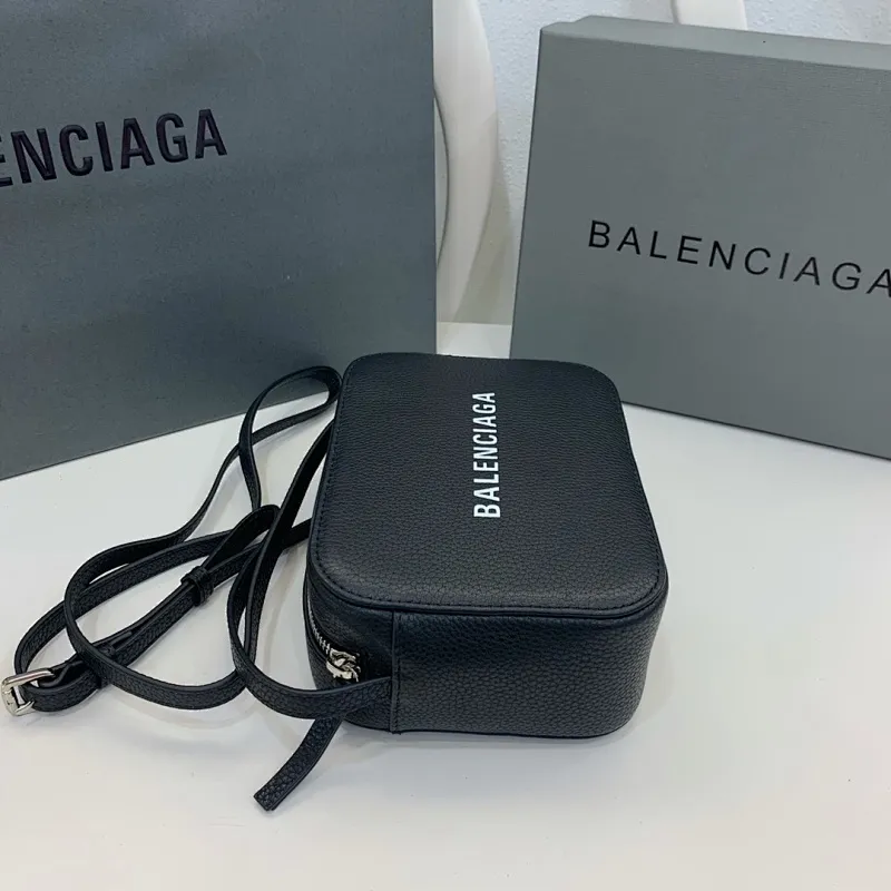 All Categories Balenciaga Women's Bags (Balenciaga) Balenciaga 379