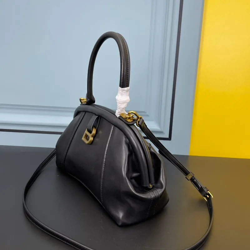 All Categories Balenciaga Women's Bags (Balenciaga) Balenciaga 9272
