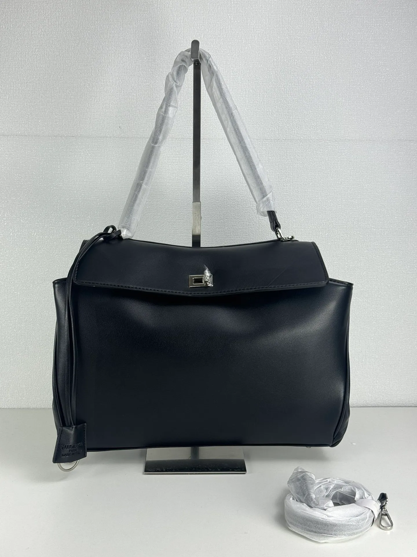 All Categories Balenciaga Women's Bags (Balenciaga) Balenciaga 3511