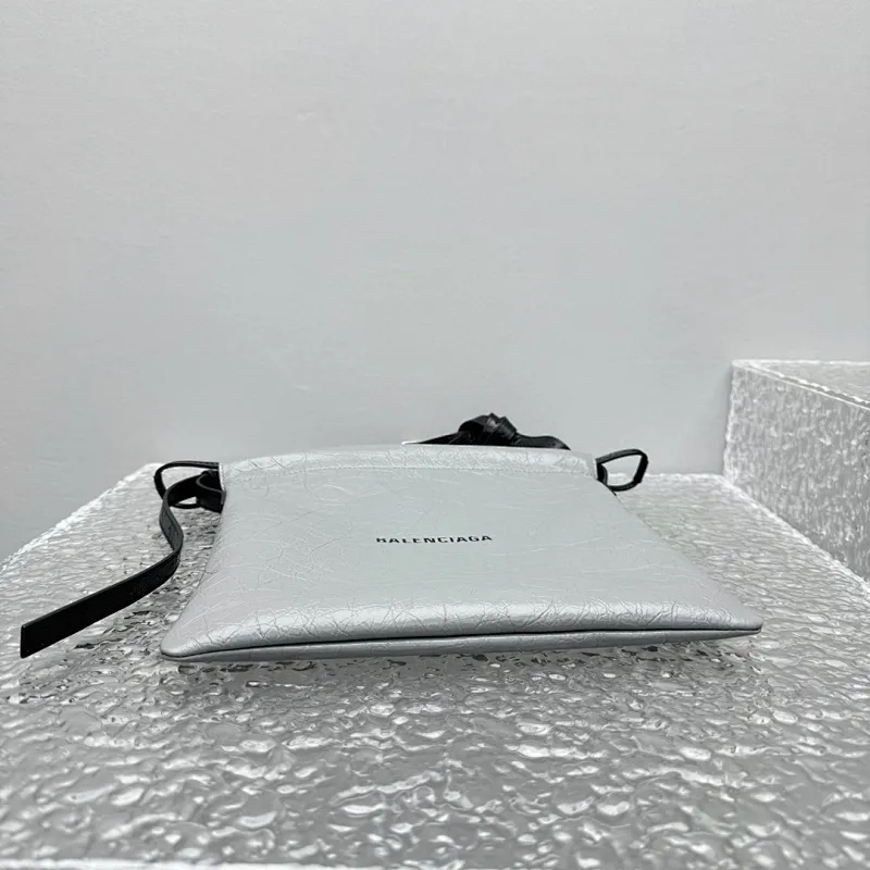 All Categories Balenciaga Women's Bags (Balenciaga) Balenciaga 8819 Small and Medium Size