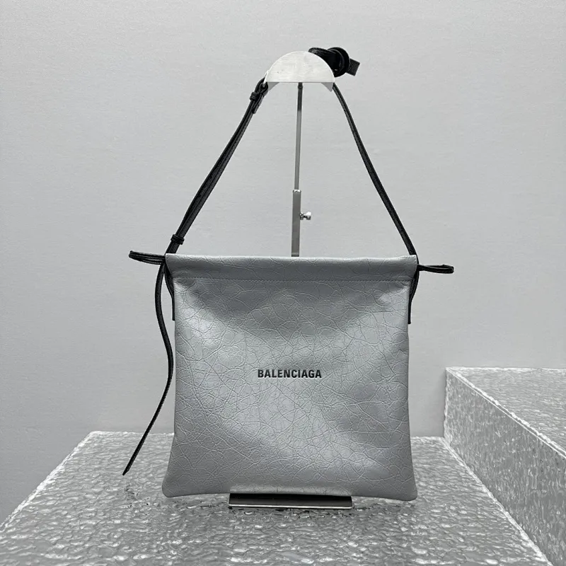 All Categories Balenciaga Women's Bags (Balenciaga) Balenciaga 8819 Small and Medium Size