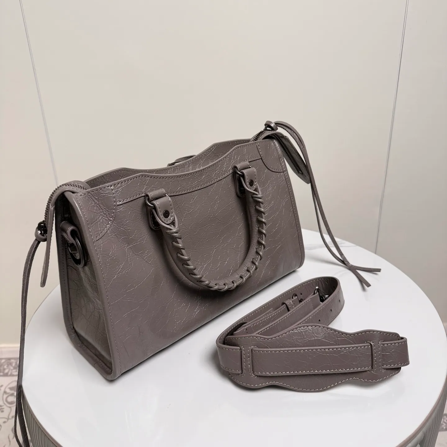 All categories Balenciaga Women's Bags (Balenciaga) Balenciaga 188110
