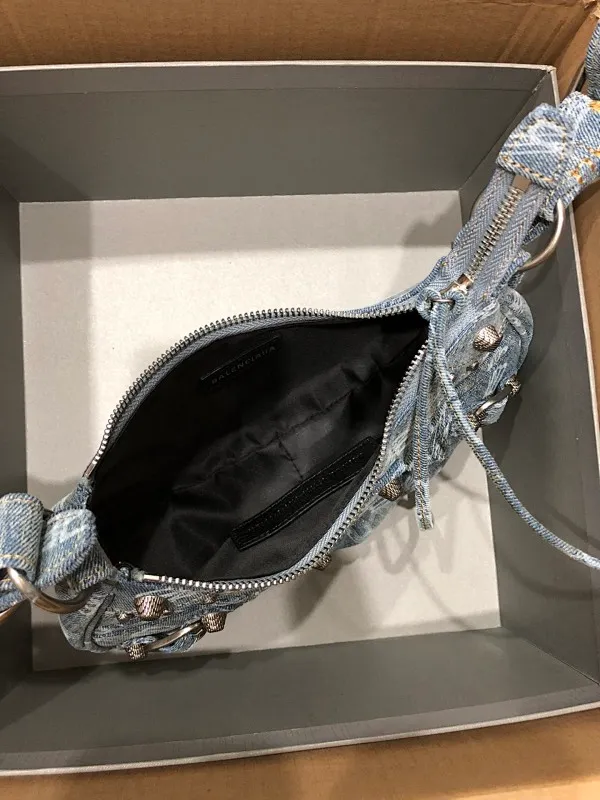 All Categories Balenciaga Women's Bags (Balenciaga) Balenciaga Original Order 26126