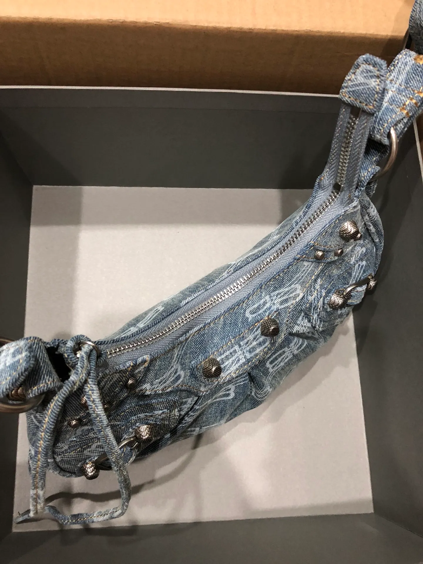 All Categories Balenciaga Women's Bags (Balenciaga) Balenciaga Original Order 26126