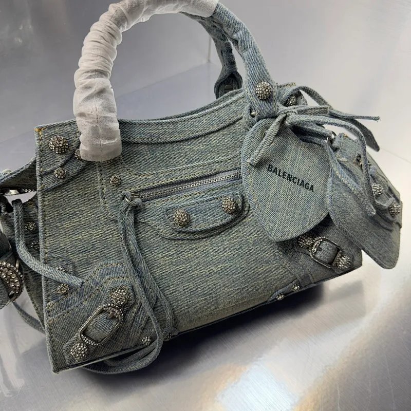 All categories Balenciaga Women's Bags (Balenciaga) Balenciaga 26318