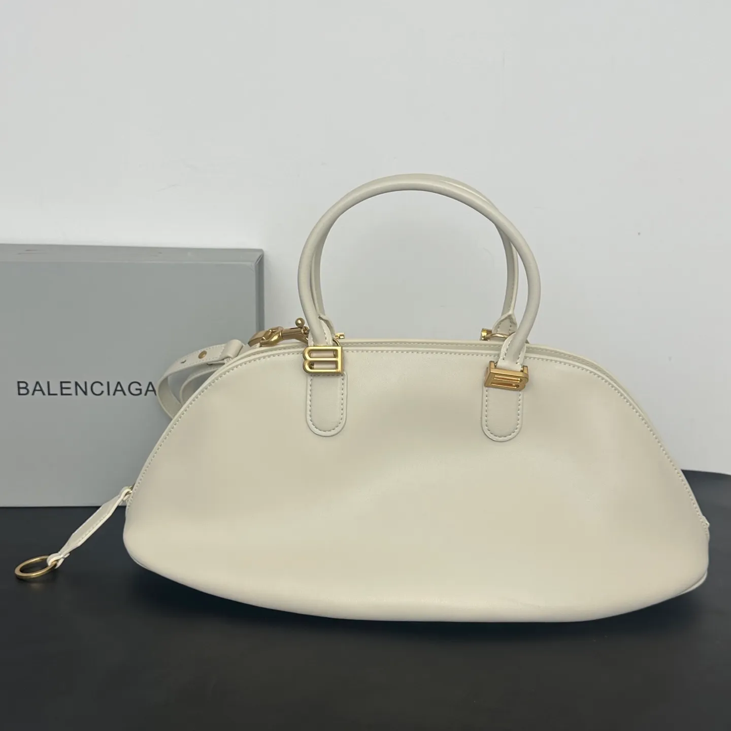 All Categories Balenciaga Women's Bags (Balenciaga) Balenciaga 8812
