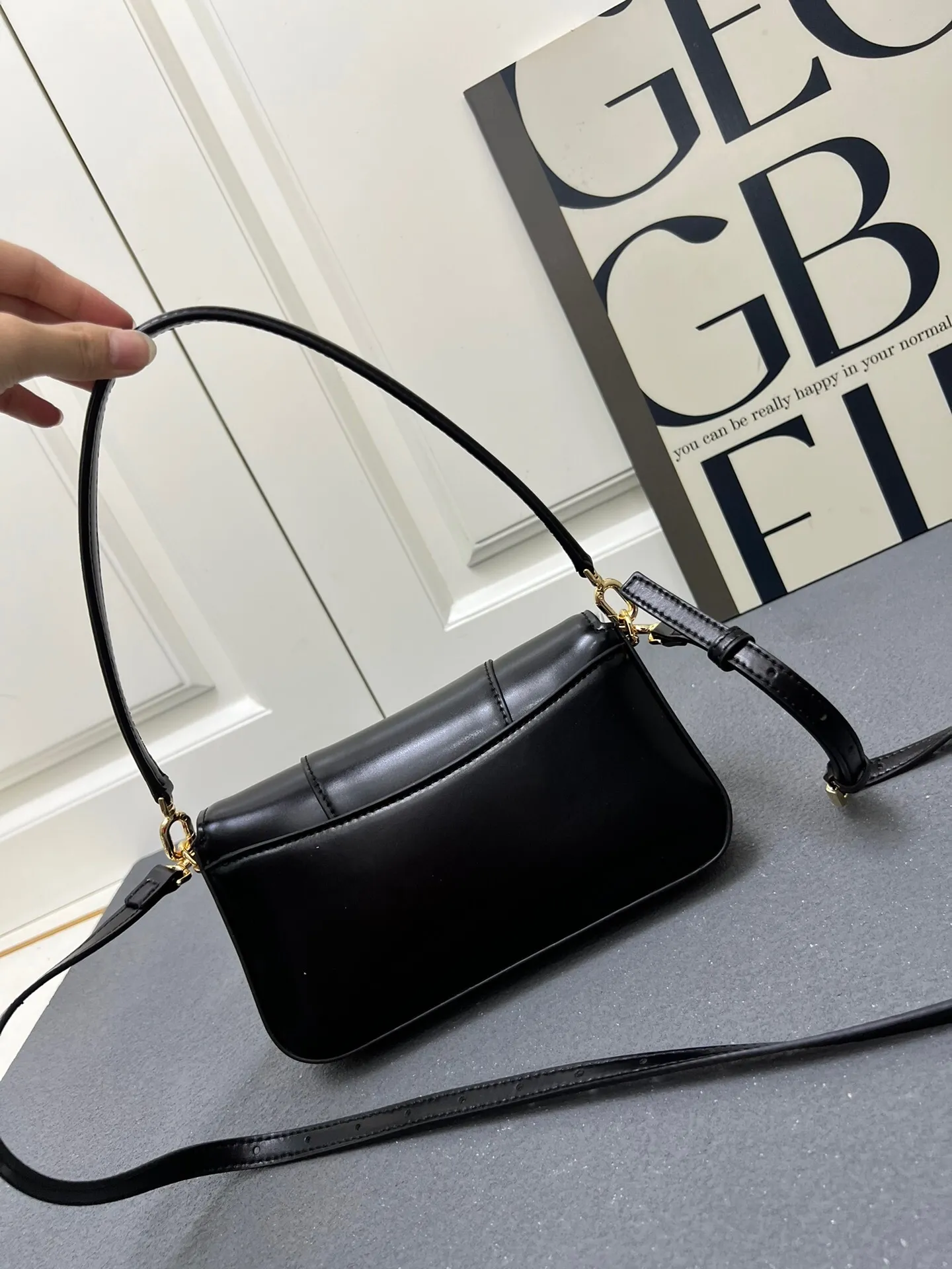 All Categories Official Website "Brand Women's Bags" Women's Bags 💙 BALENCIAGA 2025 New Balenciaga Crossbody Bag