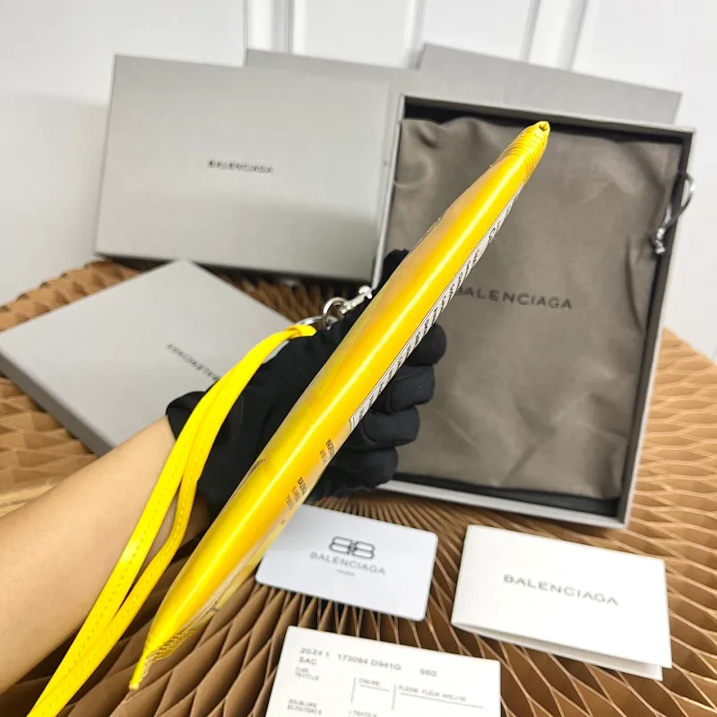 All categories Balenciaga Women's Bags (Balenciaga) Balenciaga 173084