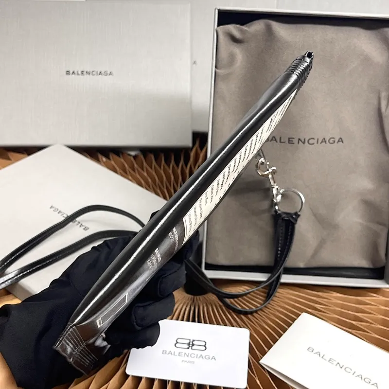 All categories Balenciaga Women's Bags (Balenciaga) Balenciaga 173084