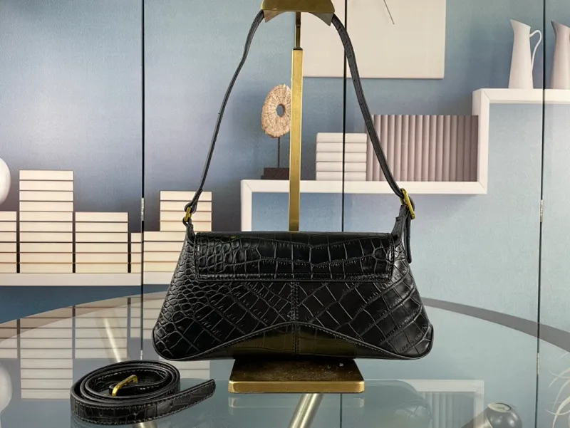 All categories Official website "Brand Women's Bags" Women's Bags 💙 BALENCIAGA 2023 latest Balenciaga crossbody bag
