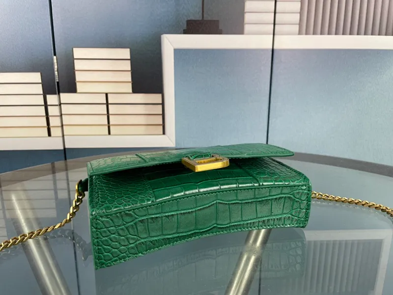 All categories Official website "Brand Women's Bags" Women's Bags 💙 BALENCIAGA 2023 latest Balenciaga crossbody bag