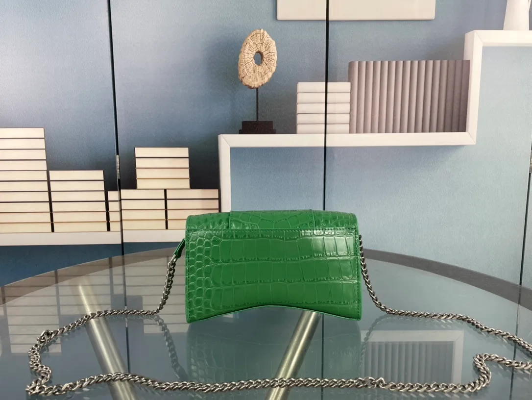 All categories Official website "Brand Women's Bags" Women's Bags 💙 BALENCIAGA 2023 latest Balenciaga crossbody bag