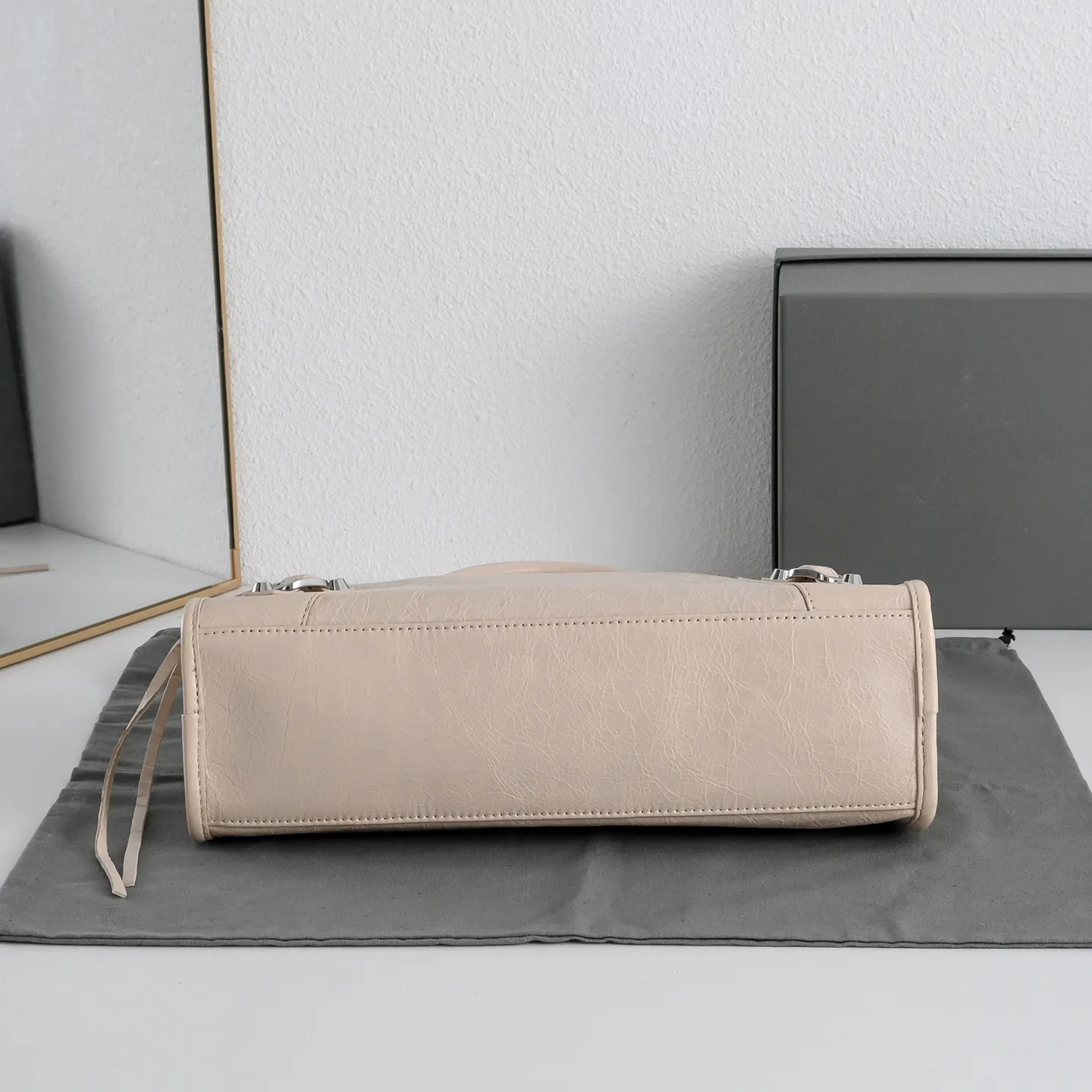 All Categories Balenciaga Women's Bags (Balenciaga) Balenciaga 3020