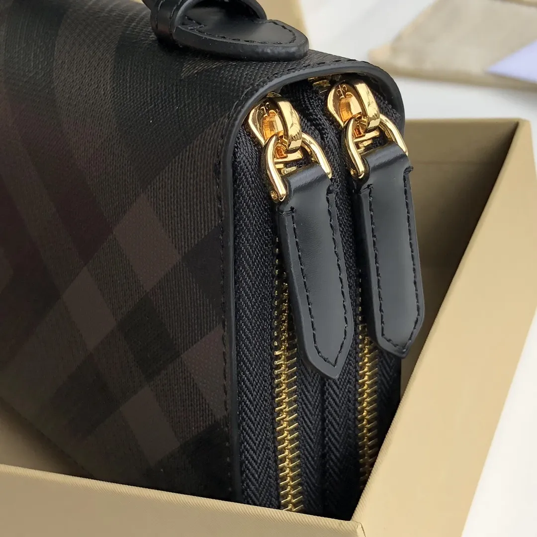 All Categories Burberry Men's Bag (Burbrry) Original Burberry 21124