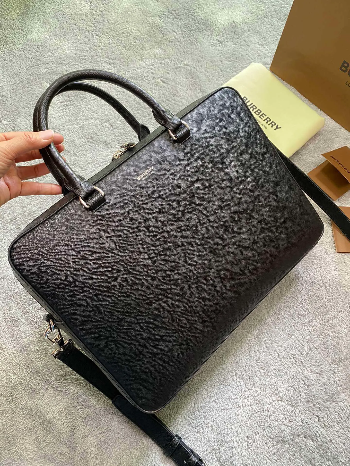 All Categories Burberry Men's Bag (Burbrry) Original Burberry 37927-2