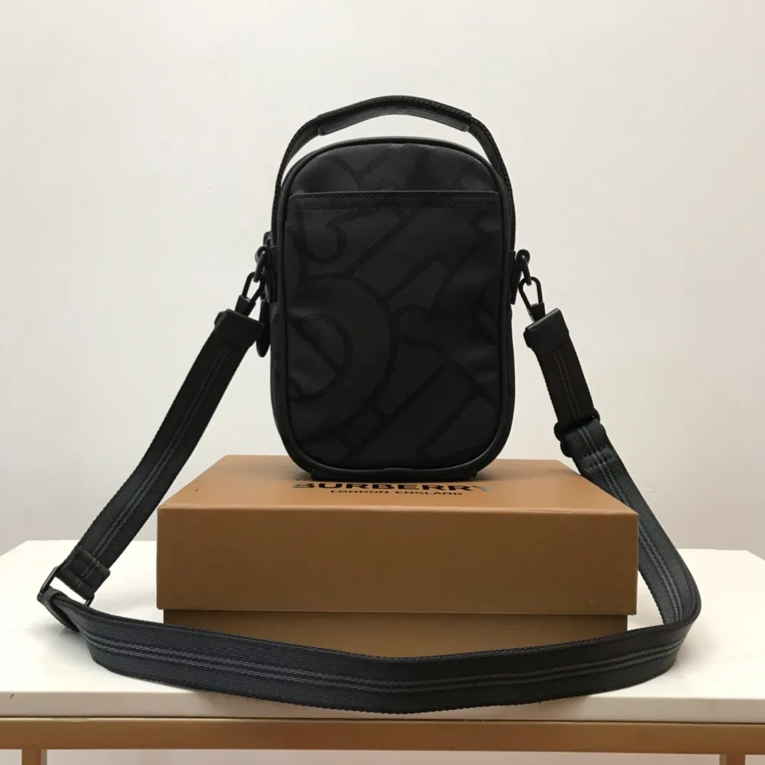 All categories Burberry men's bag (Burbrry) Burberry original order 80430881