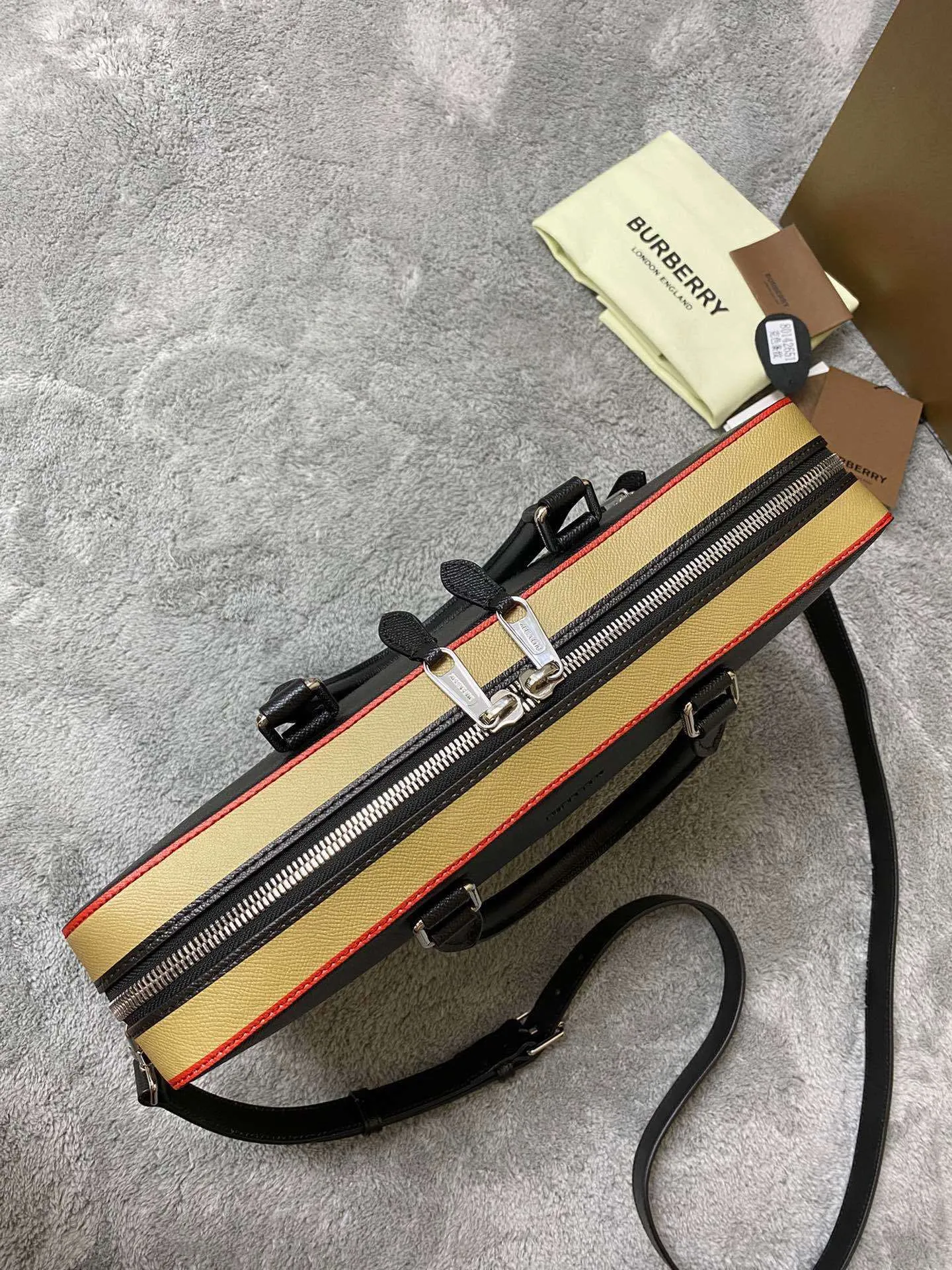 All Categories Burberry Men's Bags (Burbrry) Burberry Original Order 3727