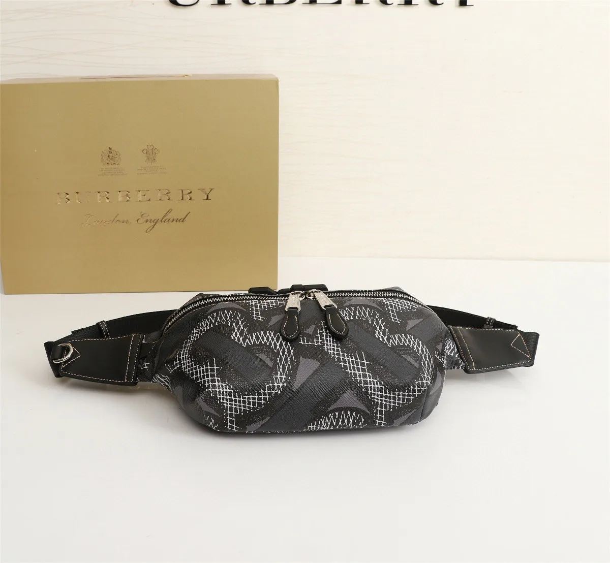 All categories Burberry men's bags (Burbrry) Burberry, 3556