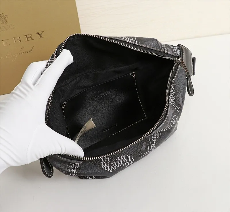 All categories Burberry men's bags (Burbrry) Burberry, 3556